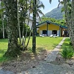 Casa pé na areia - Praia do Lázaro